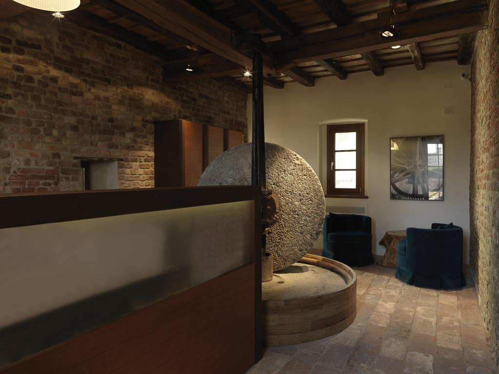 Hotel Mulino Grande Cusago ภายนอก รูปภาพ