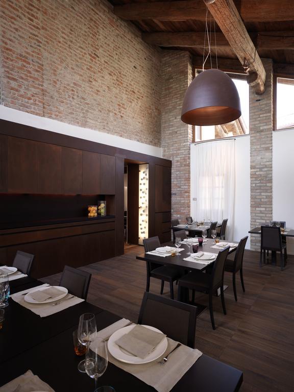 Hotel Mulino Grande Cusago ภายนอก รูปภาพ