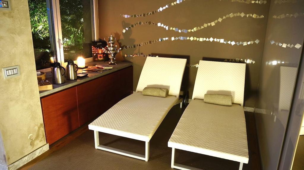 Hotel Mulino Grande Cusago ภายนอก รูปภาพ